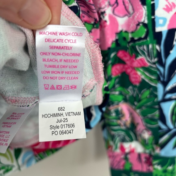 Lilly Pulitzer Elani 50+ Party Punch Patch Print Point Collar long Sleeve Size M - Picture 6 of 10